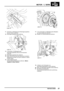 Page 232MOTOR - ’L’ SERIE
REPARATUREN37
11.Schraube zur Befestigung der Motorlagerungsstütze
links am Starter entfernen.
12.Motorlagerungsstütze links entfernen.
13.4 Schrauben zur Befestigung des
Motorlagerungshalters links an der Karosserie
entfernen.
14.Motorlagerungshalter links entfernen.
15.Motor auf die linke Seite des Motorraums versetzen.
Nötigenfalls den Motor mit einem Holzblock in dieser
Position halten.
16.Untere Abdeckung des
Nockenwellenantriebsriemens entfernen.
Nähere
Angaben in dieser Sektion....