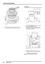 Page 53VERTEILERGETRIEBE
30
ÜBERHOLUNG
61.Mit Hilfe eines Runddorns den Kragen der Mutter in
der Aussparung an der Differentialwelle verkerben.Hauptgehäuse
1.Neuen Differentiallagerlaufring hinten mit Hilfe von
WerkzeugLRT-51-009montieren.
2.Mit Lineal und Fühllehre sicherstellen, daß der
Lagerlaufring 1,0 mm unter der Außenfläche des
Hauptgehäuses abgestuft ist.
3.Mit Hilfe eines geeigneten Dorns einen neuen
Hauptwellenantriebsrad-Lagerlaufring montieren.
VORSICHT: Sicherstellen, daß die
Lagerlaufringe...