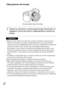 Page 364UA
22
xВід’єднання об’єктива
• Якщо під час зміни об’єктива пил чи бруд потрапить у фотоапарат і 
попаде на поверхню датчика зображення (деталь, яка перетворює 
джерело світла на цифровий сигнал), він може з’явитися на зображенні 
у вигляді темних плям, залежно від умов зйомки. Вимкнений 
фотоапарат злегка тремтить внаслідок дії функції пилозахисту, яка 
запобігає налипанню пилу на датчик зображення. В будь-якому разі, 
встановлюйте та від’єднуйте об’єктив швидко подалі від запилених 
місць.
• У випадку...